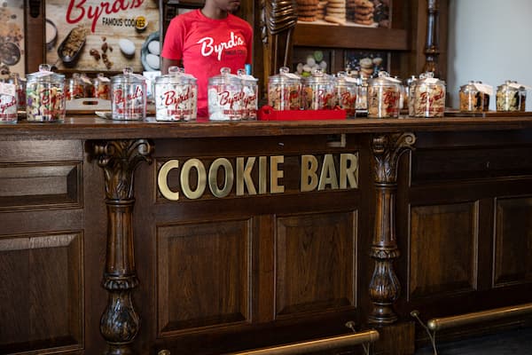Byrd's Cookies River Street location with signature butter cookies and Southern confections