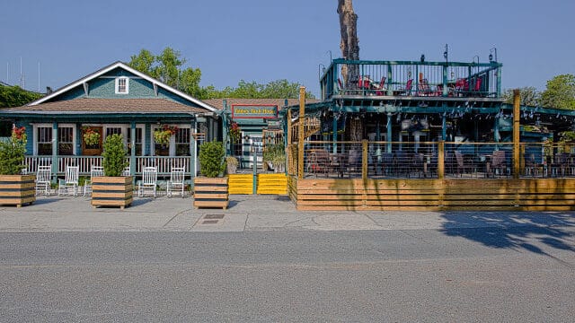 Front View of Tubbys